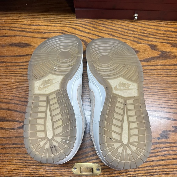Nike Dunks Low - Picture 5 of 5